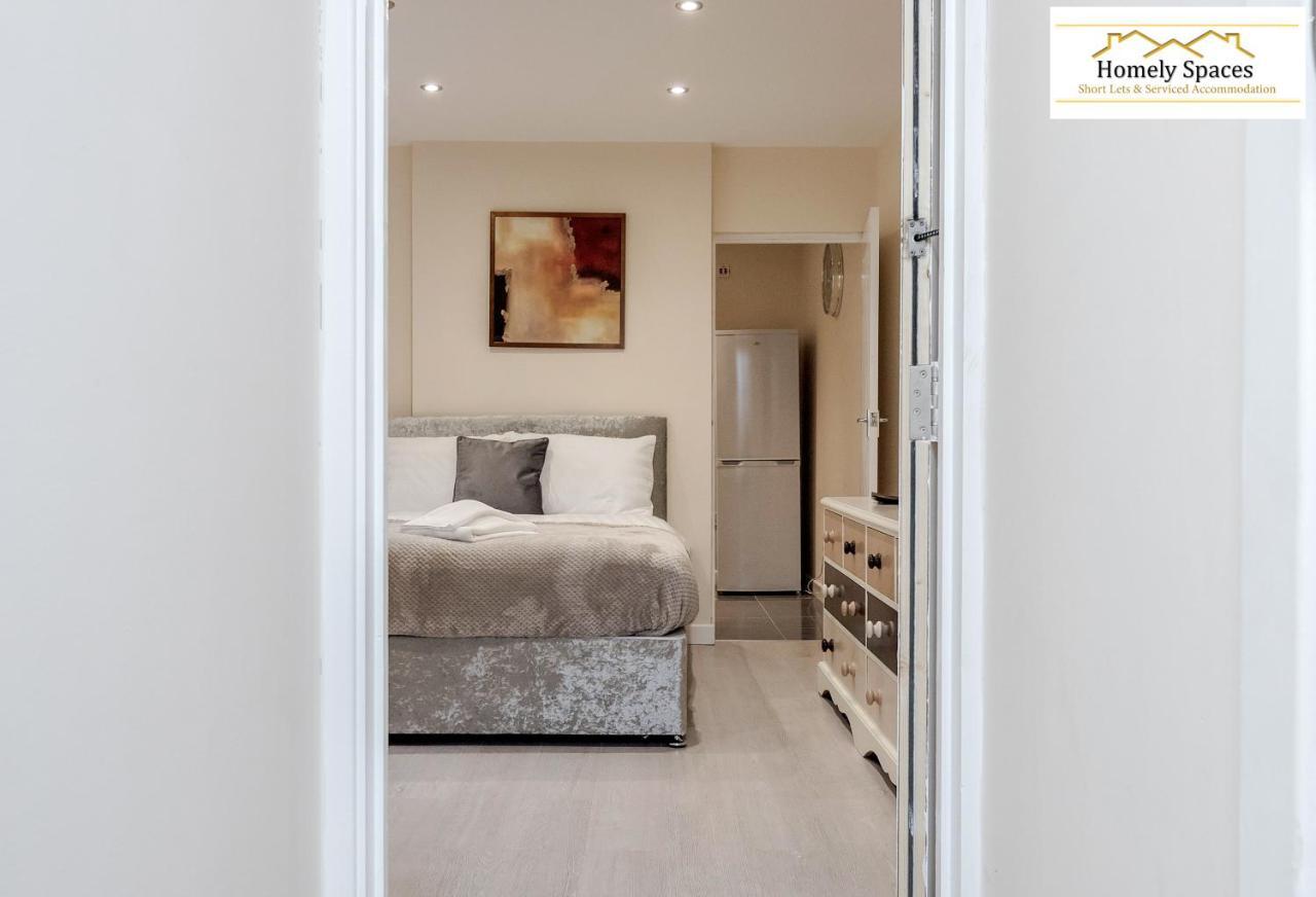 Bedford Hospital Victoria Apartments A And B By Homely Spaces Short Lets & Serviced Accommodation Eksteriør billede