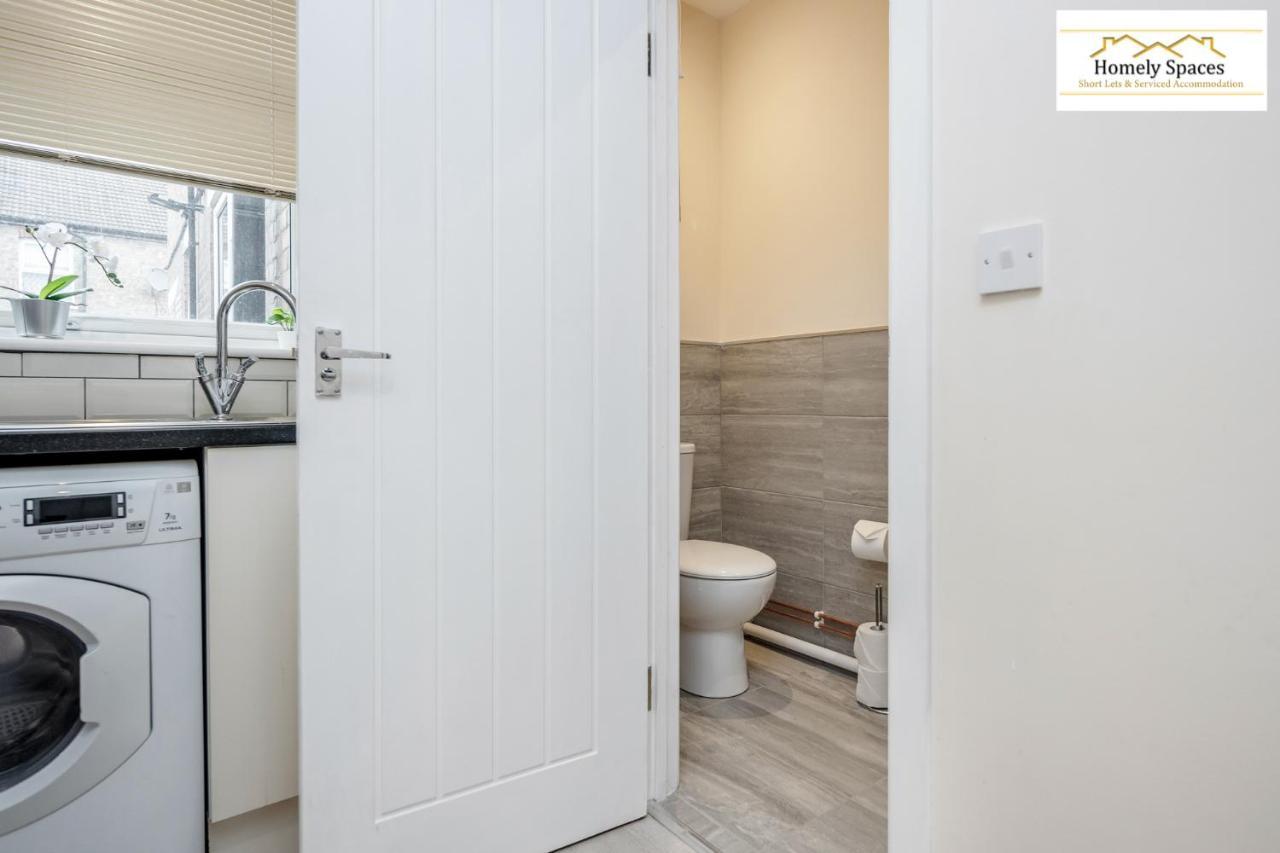 Bedford Hospital Victoria Apartments A And B By Homely Spaces Short Lets & Serviced Accommodation Eksteriør billede